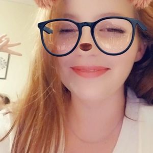 Meet your Posher, Candice